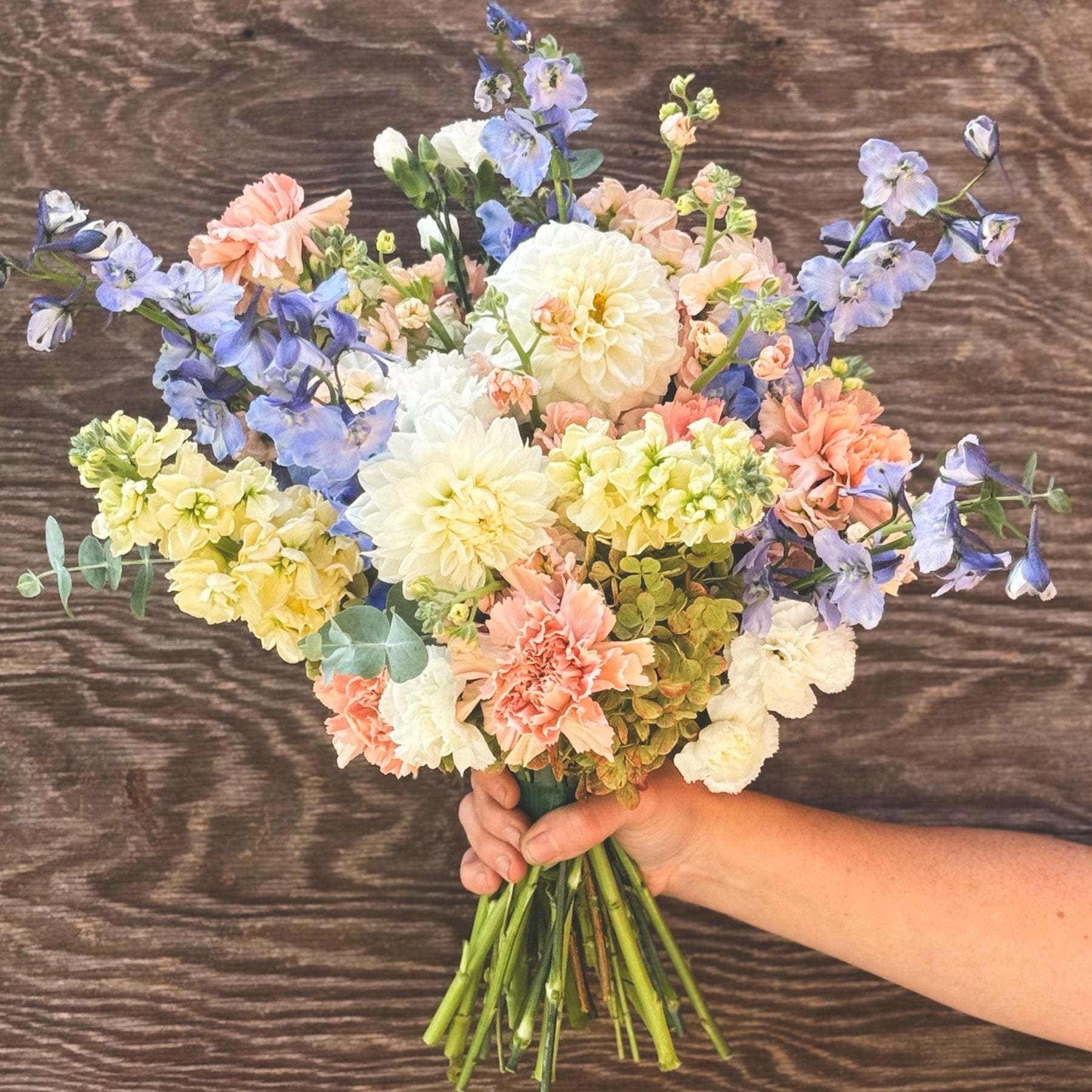 Hand-Tied Garden Bouquet
